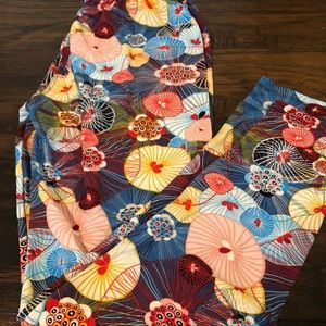 Agnes & Dora soft and stretchy leggings